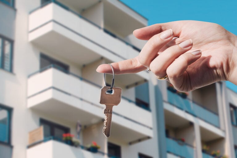 buy or rent key apartments