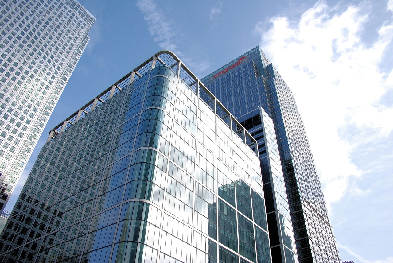 canary wharf property investment