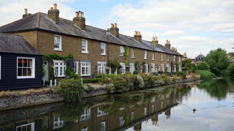 Living by water is now top aspiration for younger homebuyers