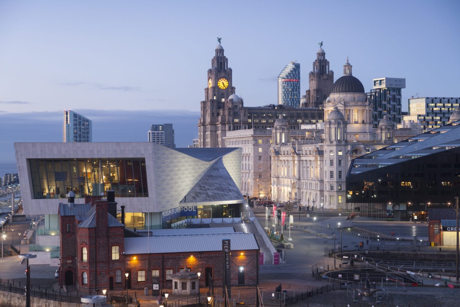 Photo showing significant historic buildings in Liverpool