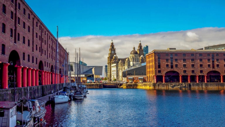 Photo of the Albert Dock in Liverpool and surrounding properties house price