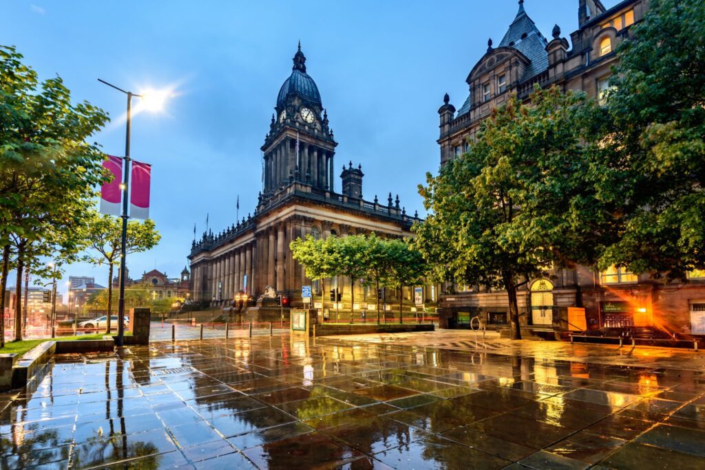 Leeds city centre and the town hall from the Headrow